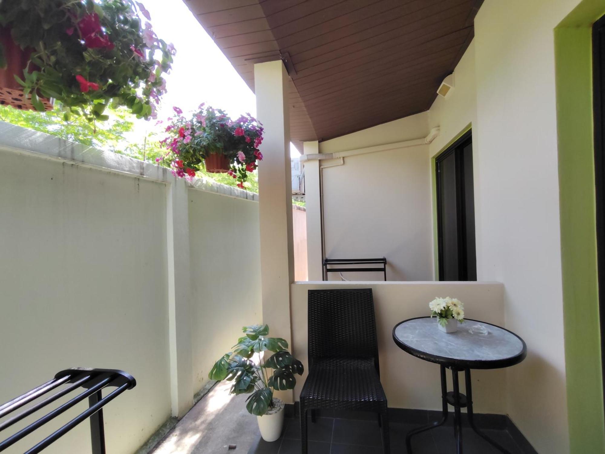 Purimas Resortel Rawai Exterior photo